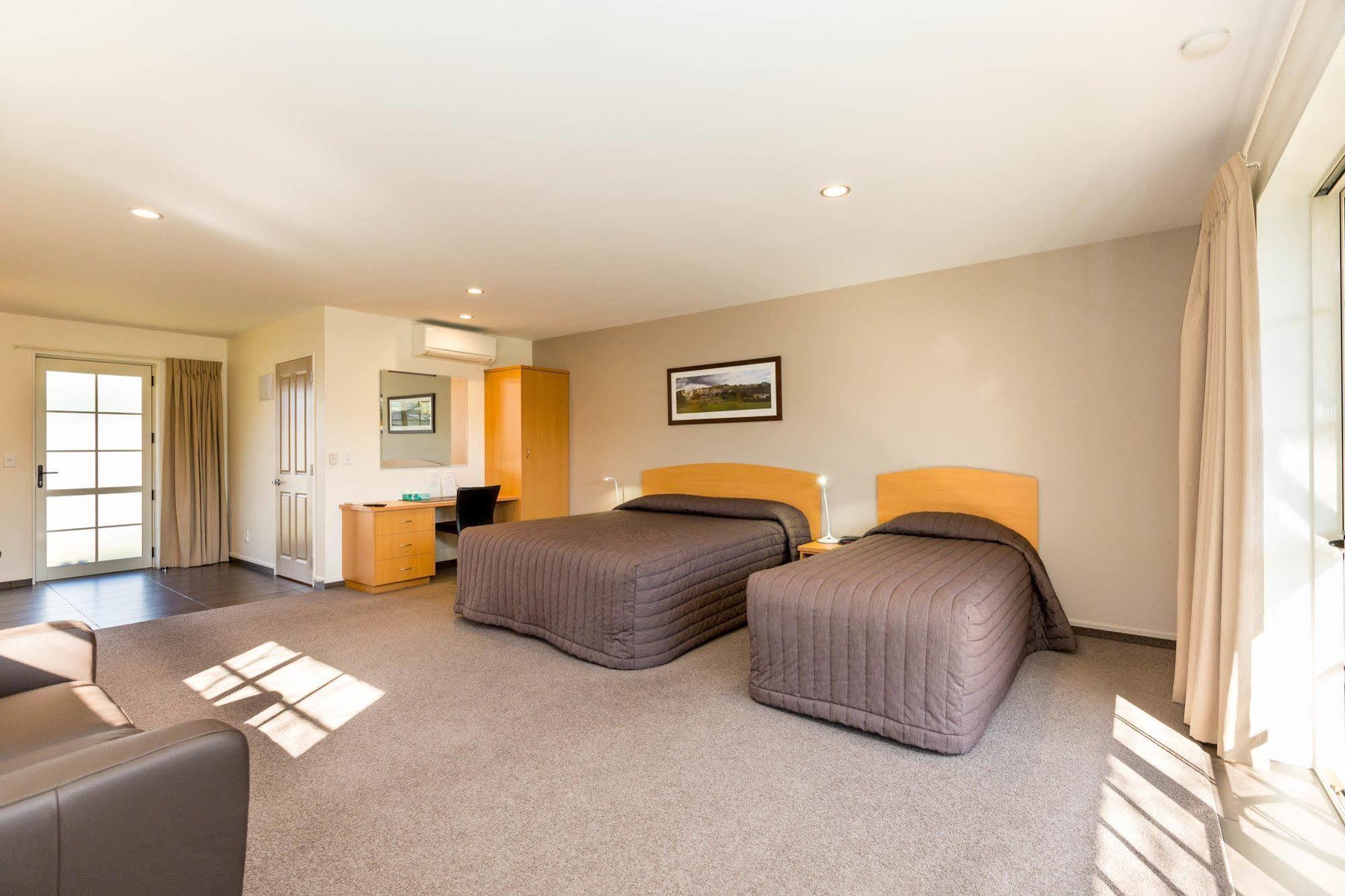 Aspen Court Motel Taihape Extérieur photo